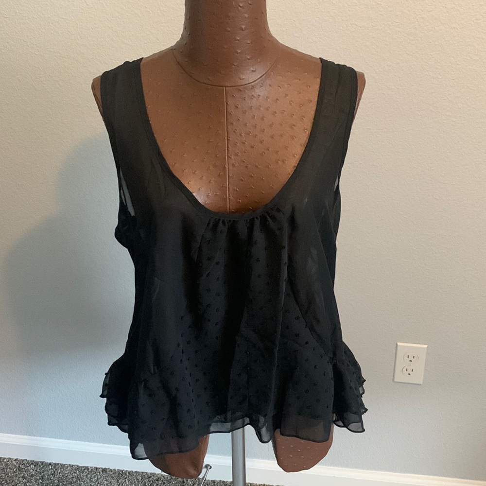 Love on a Hanger dressy tank top❄️